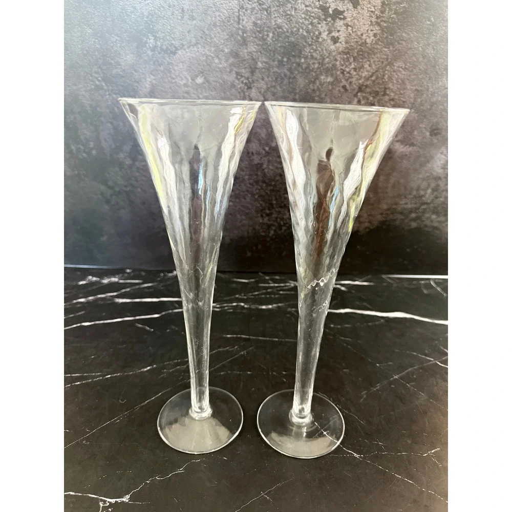 PAIR (2) Trumpet Hollow Stem Diamond Swirl 10 1/8in Champagne Glasses